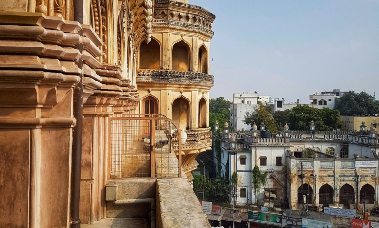 Why Renting a Luxury Tempo Traveller in Hyderabad is Perfect for Group Trips