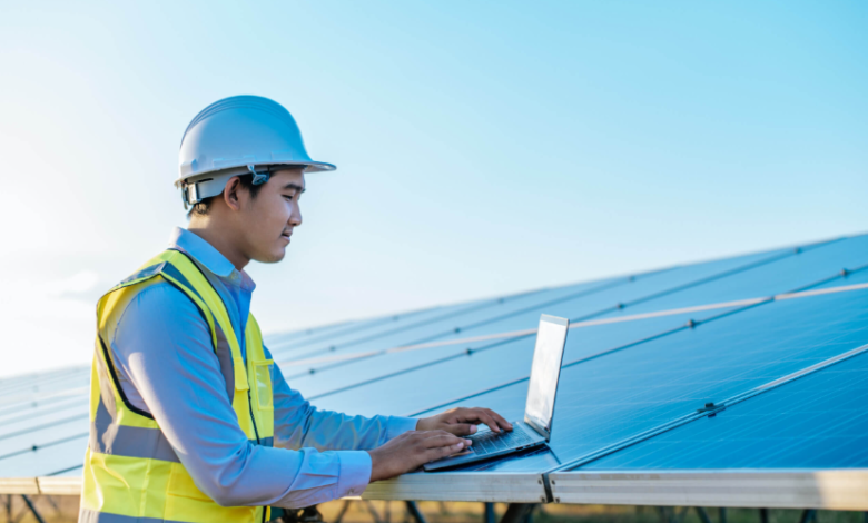 Which Solar Field Service Management Software is Best Suited for Solar Installers?