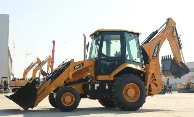 Backhoe Loader Safety Tips for Construction Crews
