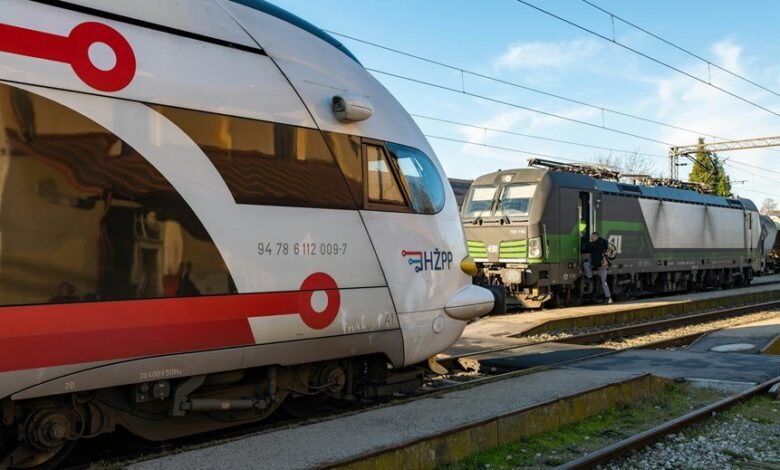 voice hub service tracking